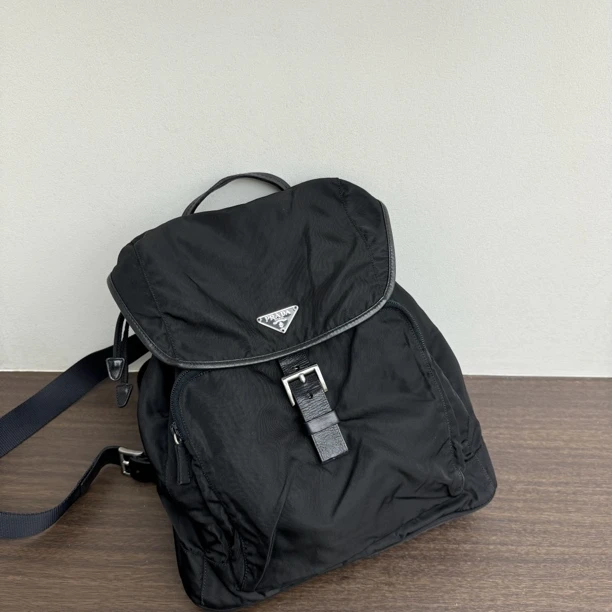 95新 Prada/普拉达 觅时/三角标皮带双肩包/113385
