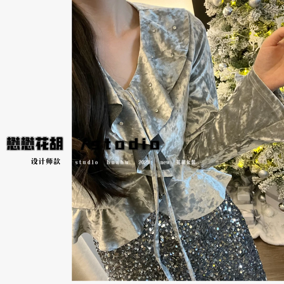 【人鱼泪】设计师款法式荷叶边v领重工钉钻显瘦上衣