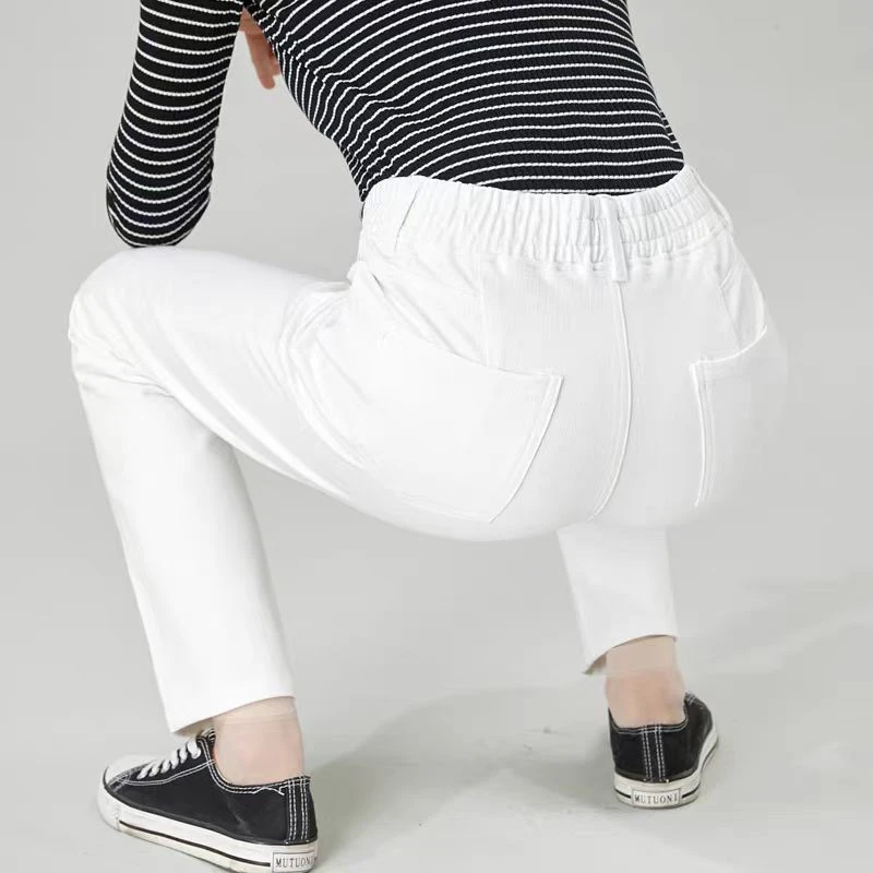 白色松紧腰牛仔裤女小直筒长裤高腰大码秋冬季新款九分烟管裤宽松
