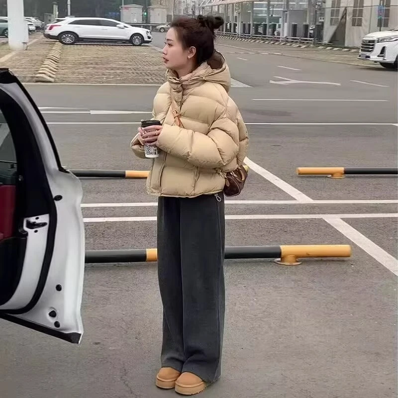 卡其色泡芙龟背短款羽绒服女2024冬新款加厚白鸭绒连帽面包服外套