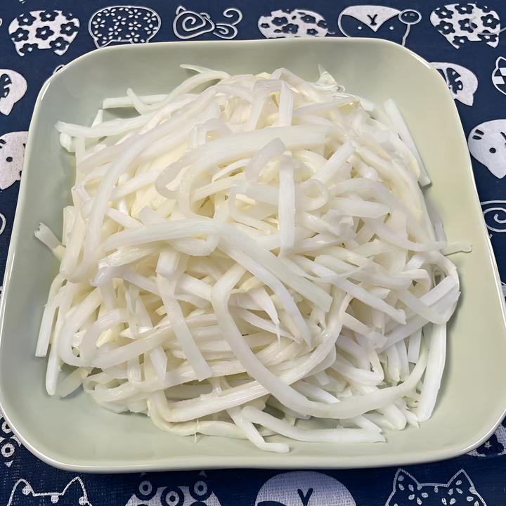 广西风味腌制竹笋酸甜可口