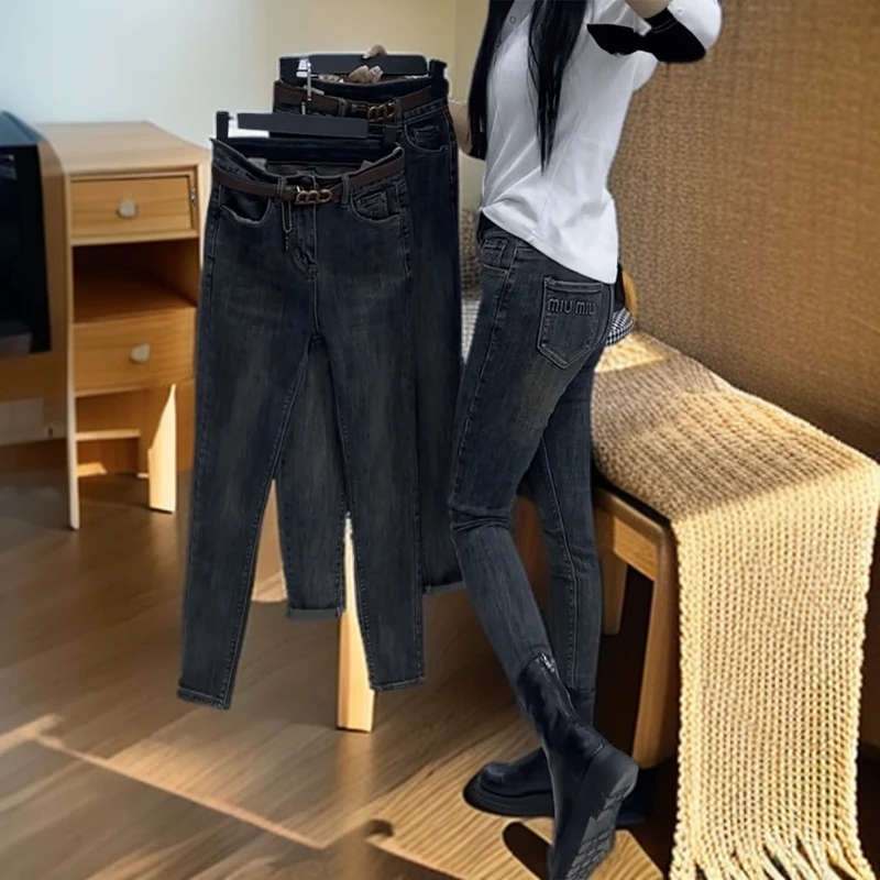 大码2024秋冬新款高腰显瘦弹力九分铅笔裤梨型身材直筒加绒牛仔裤