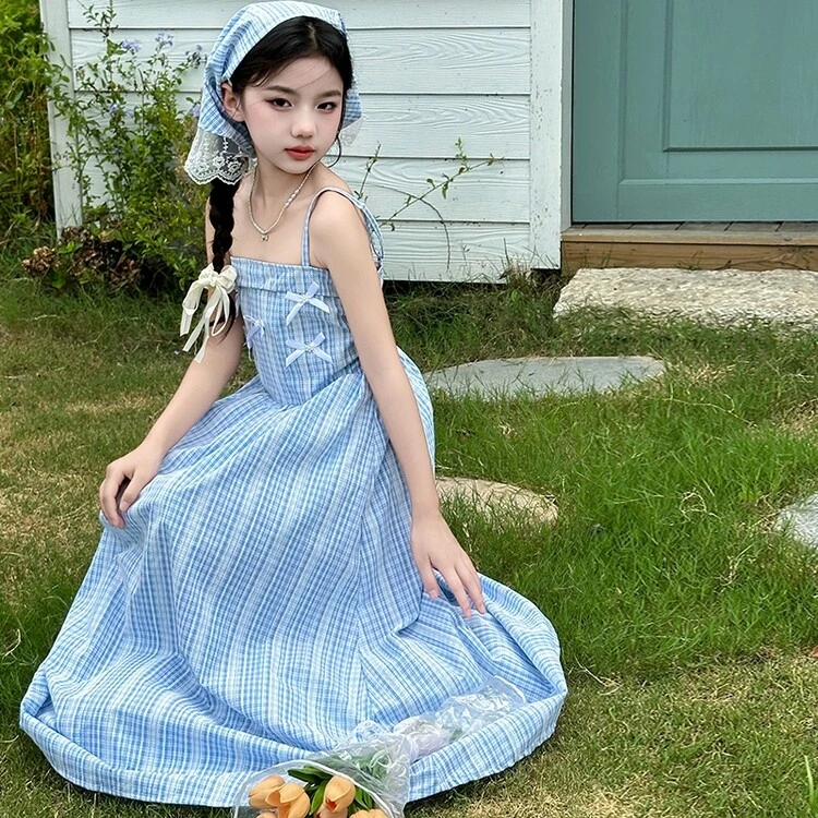 法式蓝色格子吊带连衣裙
