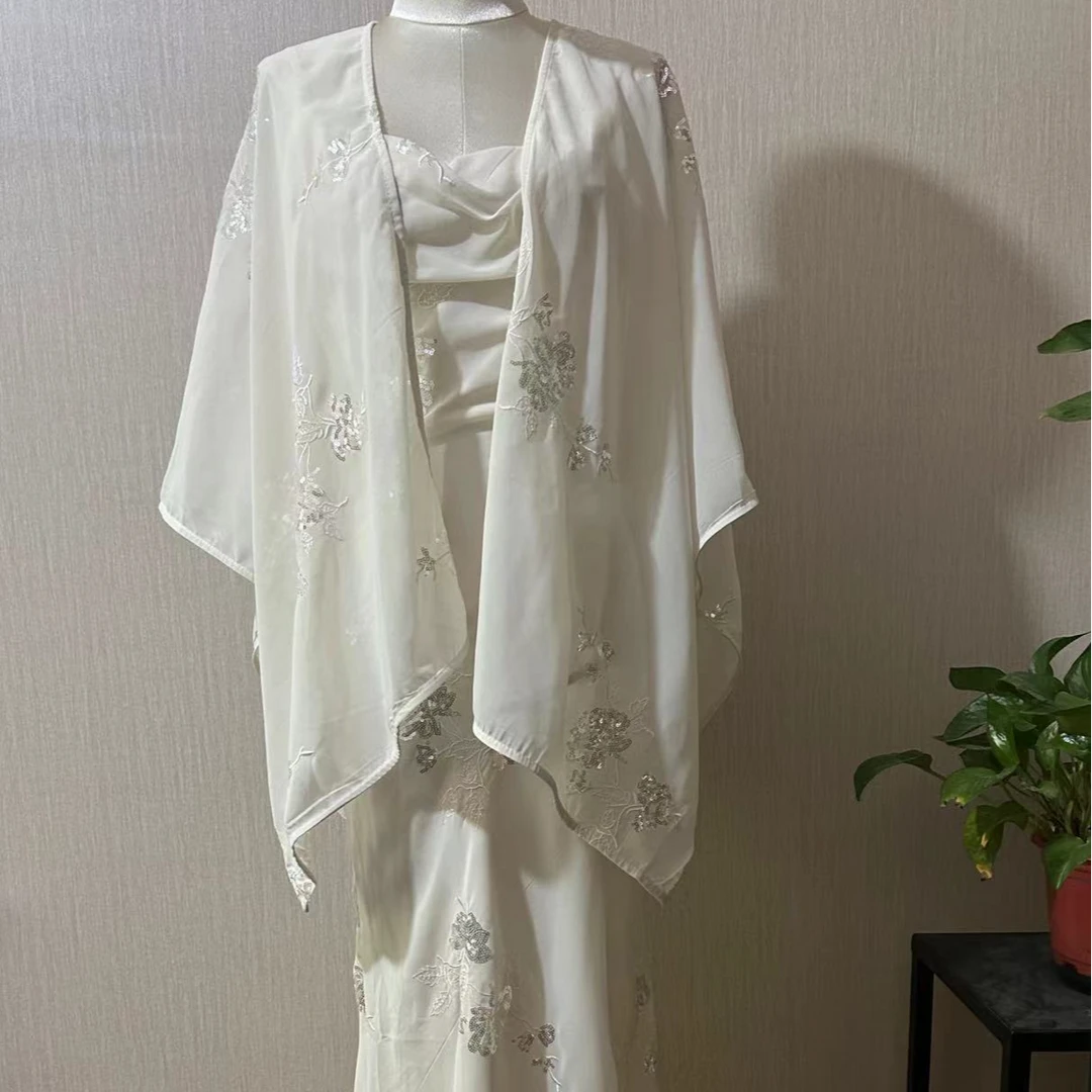 淑女风重工绣花披肩吊带两件套