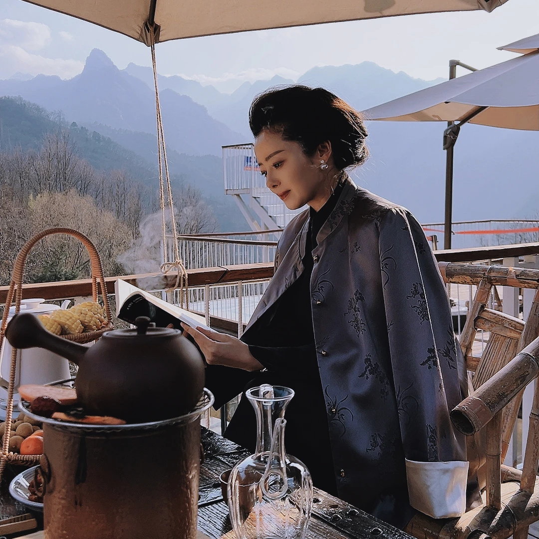 沉默 裳国风气质老钱风翻袖外套上衣