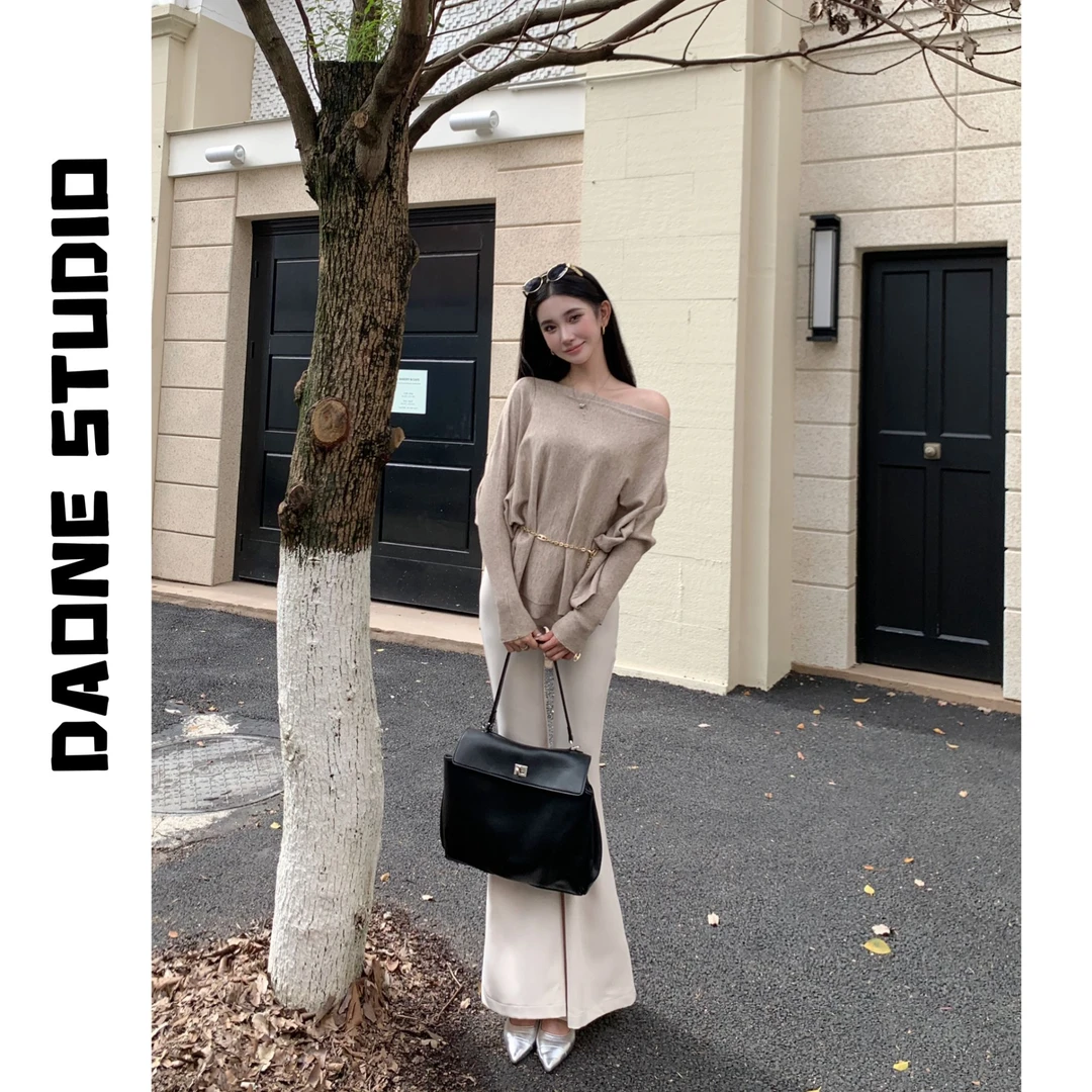 DAONE秋冬一字肩休闲针织斗篷上衣+高腰气质显瘦宽松微喇裤套装女