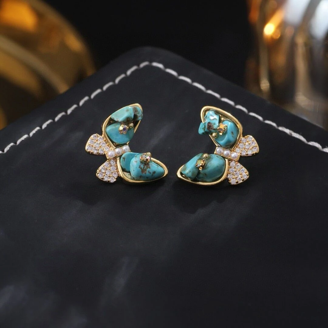 铜合金耳饰 《货号8331》 蝴蝶耳钉