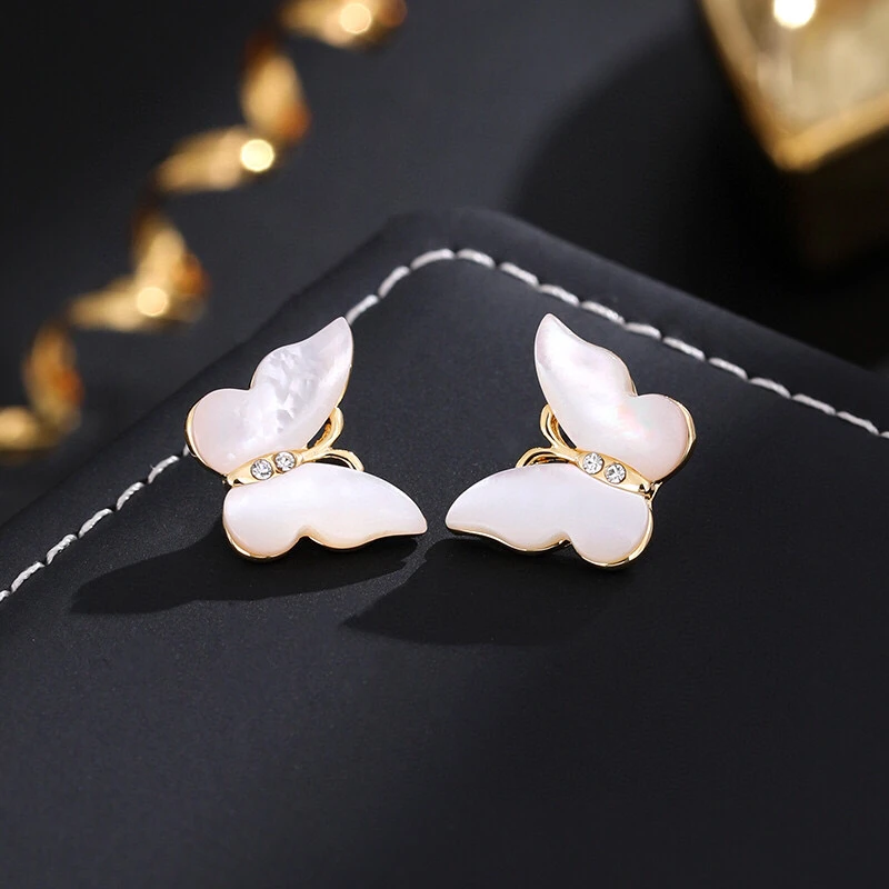 铜合金耳饰 《货号7124》精致优雅超仙气质蝴蝶耳钉