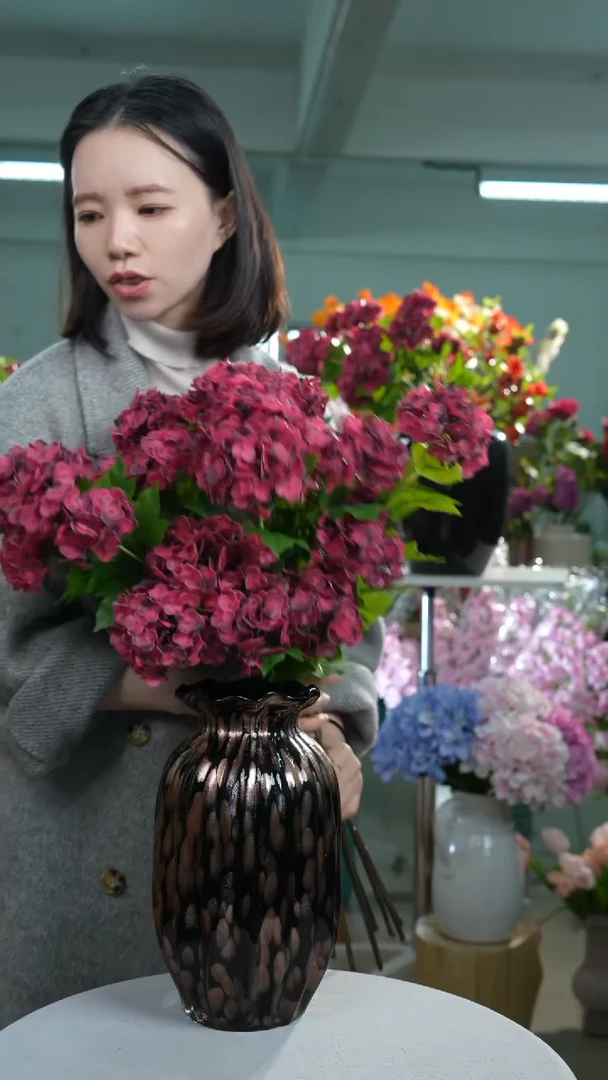 【闪购商品】绣球红色6支