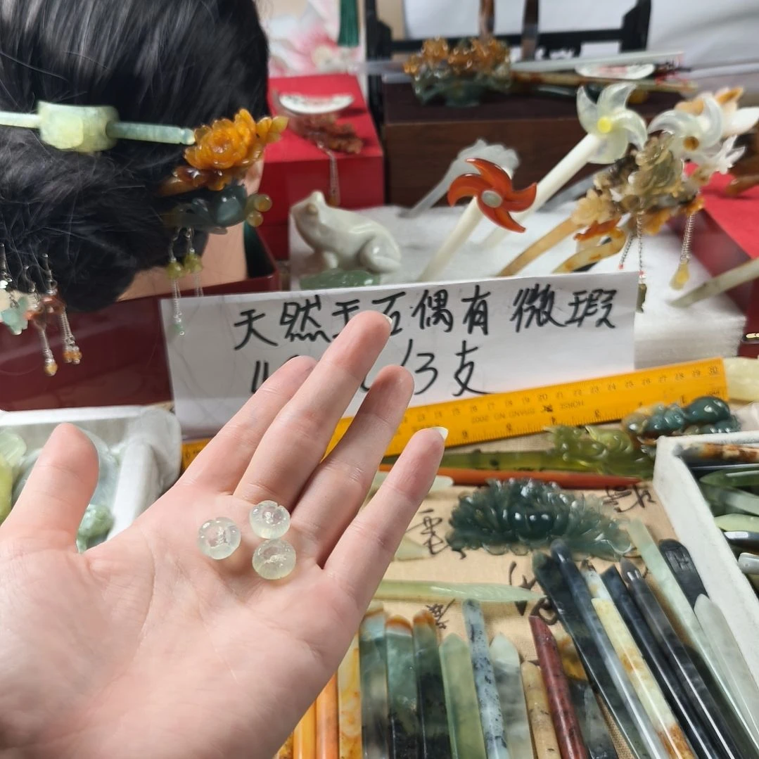 蛇纹石玉发饰合金