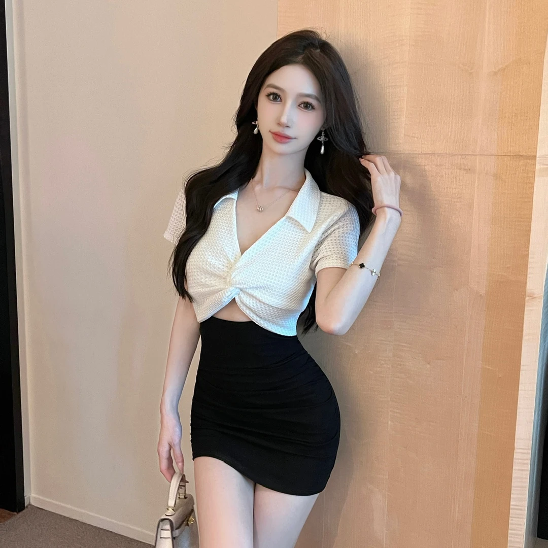 甜辣妹性感镂空显瘦连衣裙女设计感小众撞色拼接紧身高腰包臀短裙