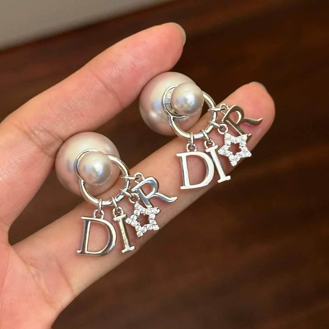 铜合金仿珍珠耳饰 E0423 时尚气质百搭字母韦雪同款耳环