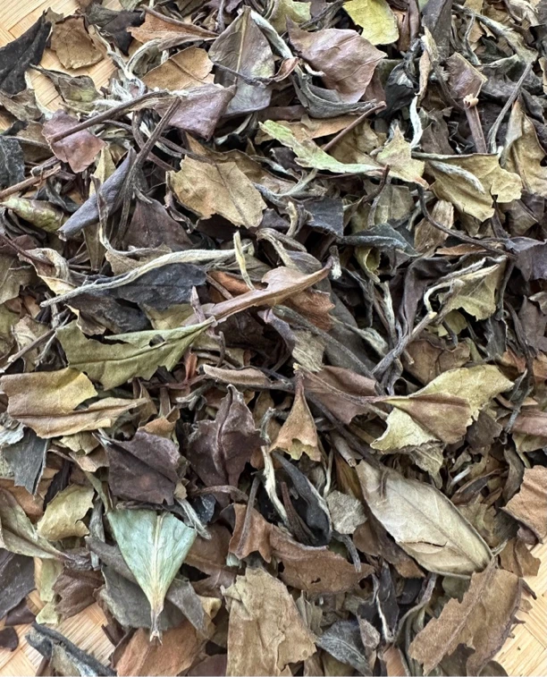 2015年枣香，荷叶香老白茶