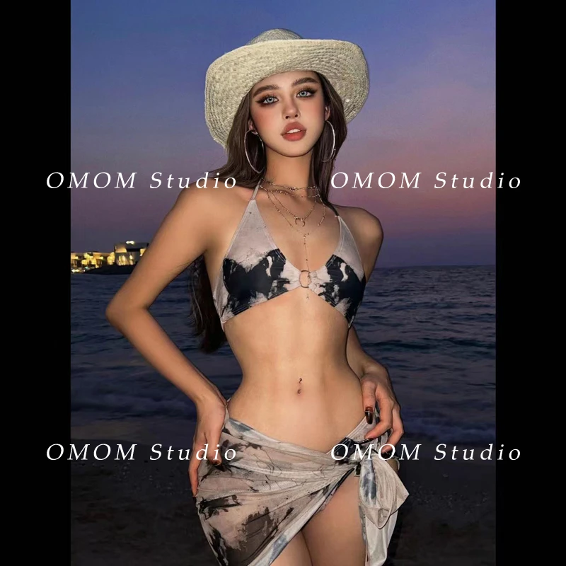 OMOM【破碎蝴蝶】印花泳衣女小胸性感比基尼三件套沙滩泳装3702
