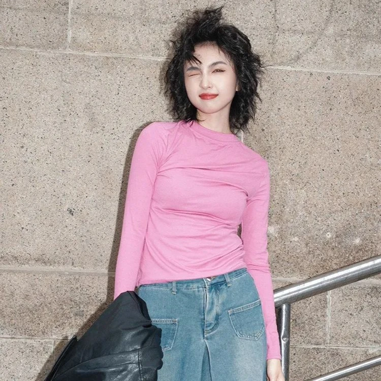 OMOM秋冬低领打底女士秋冬内搭柔软修身显瘦百搭长袖打底衫23462