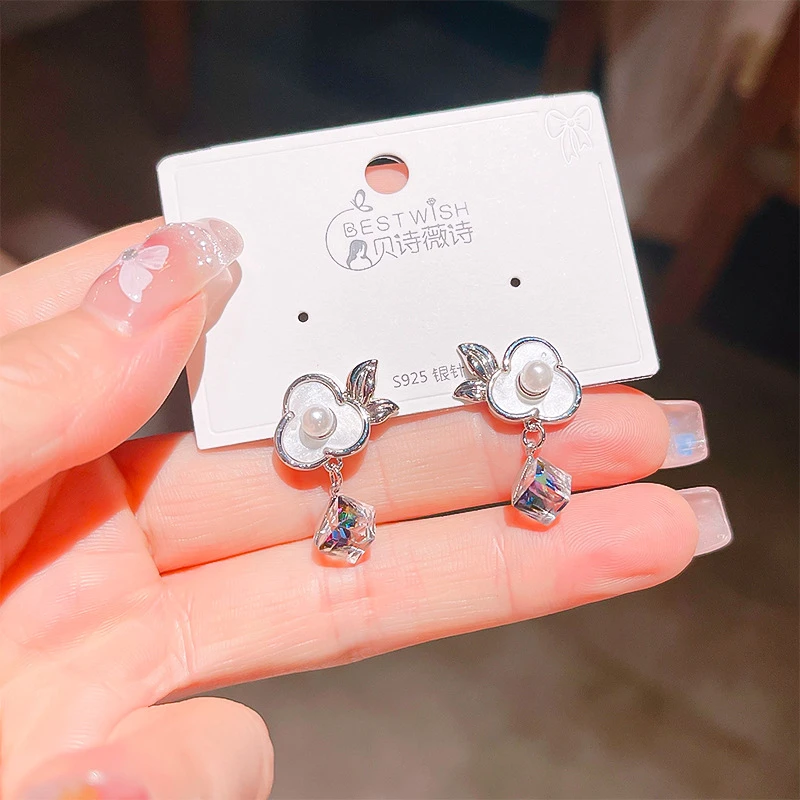 铜合金耳饰 005小众贝壳叶花朵耳环ins超闪方形水晶高级感耳钉