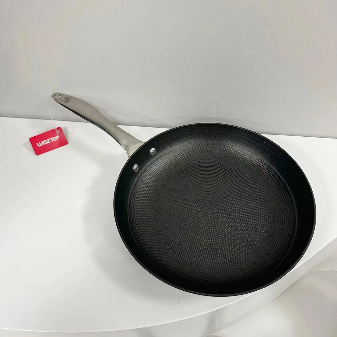 出口外贸WT品牌纯铸铁无涂层煎盘煎炒锅28cm