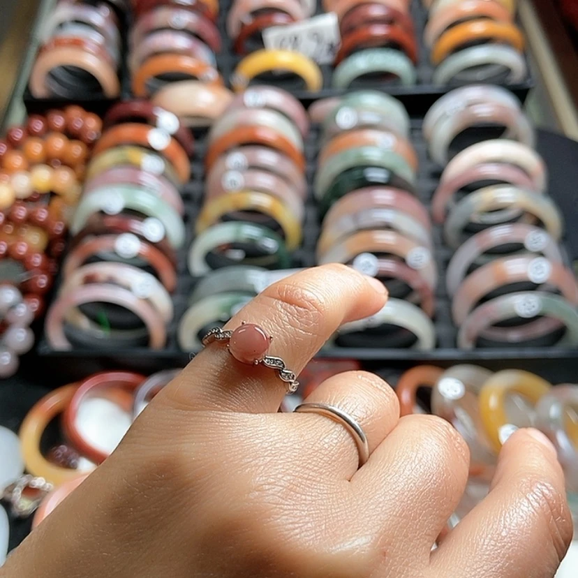 【闪购商品】石英质玉戒指未镶嵌习**羽