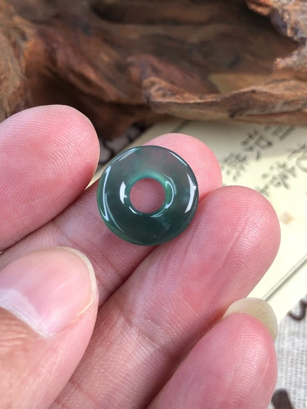 天然翡翠甜甜圈高冰起光时尚简约大气清新甜美