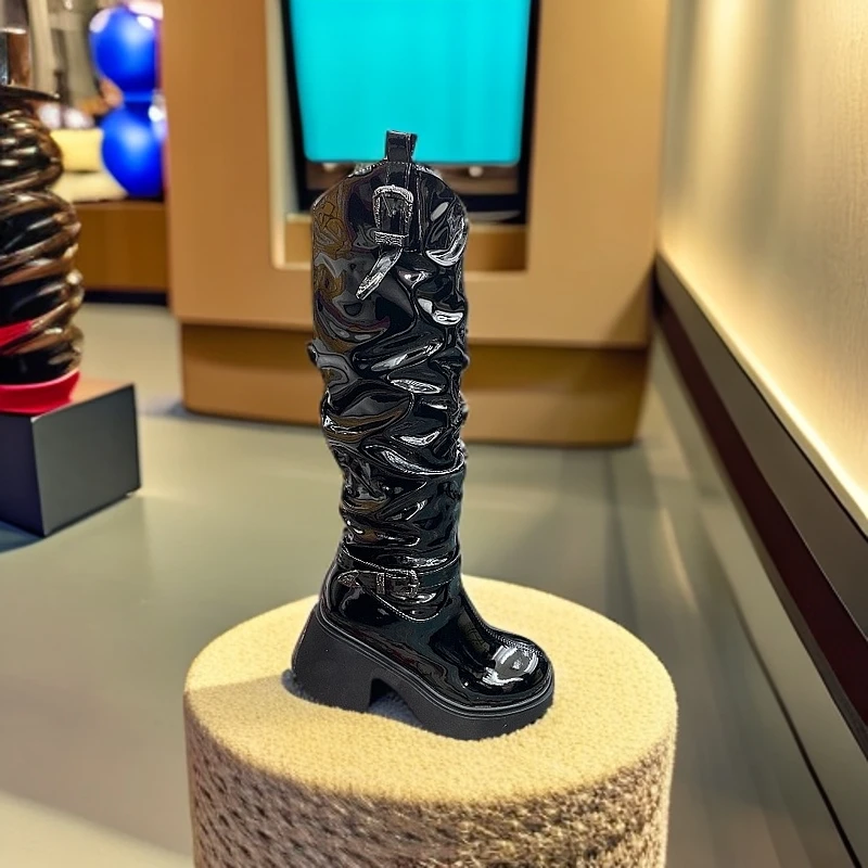 2024时尚爆款靴子