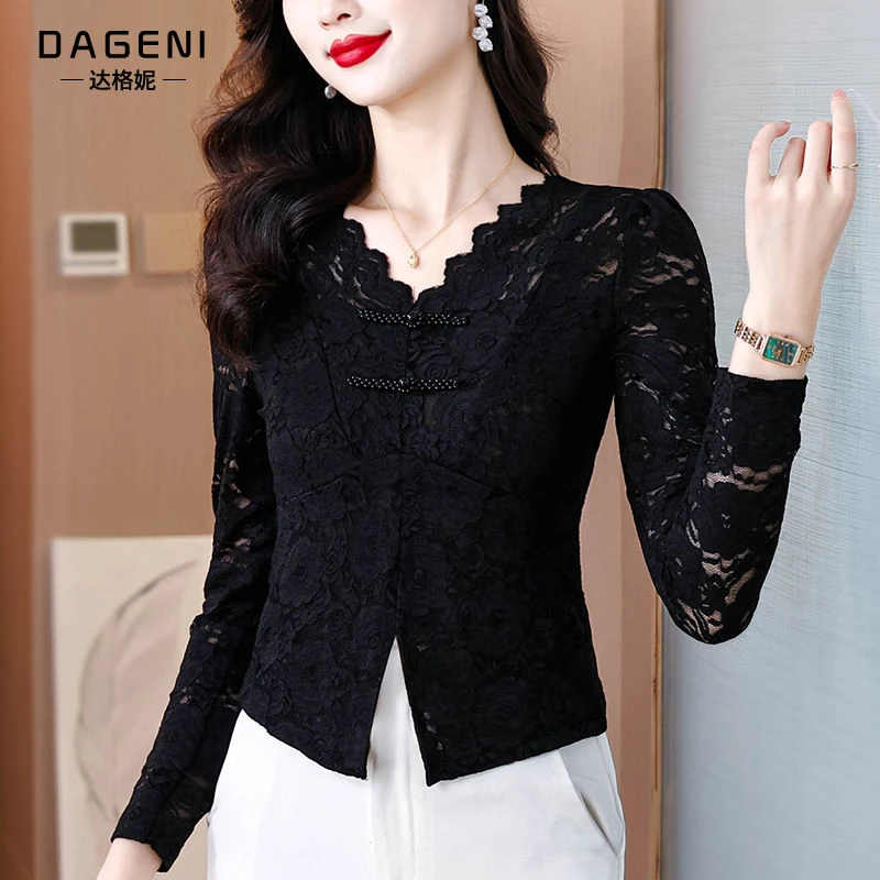 复古国风盘扣长袖蕾丝小衫女2024秋冬时尚洋气上衣修身显瘦打底衫