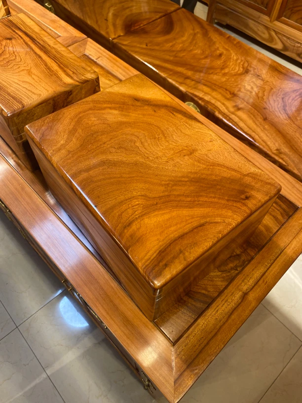 35*25*19老料六面整板收纳盒