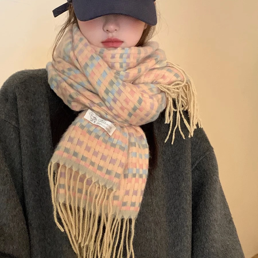 蕉蕉芬彩虹格子围巾冬季女生韩系高级感百搭保暖护颈围脖披肩粉