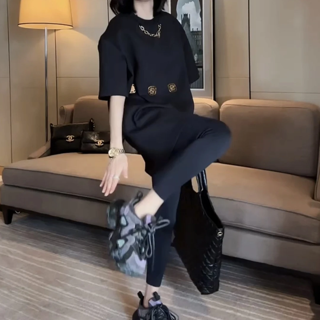 网红爆款洋气宽松显瘦圆领百搭T恤时尚黑色《好物推荐》洋气衣服女