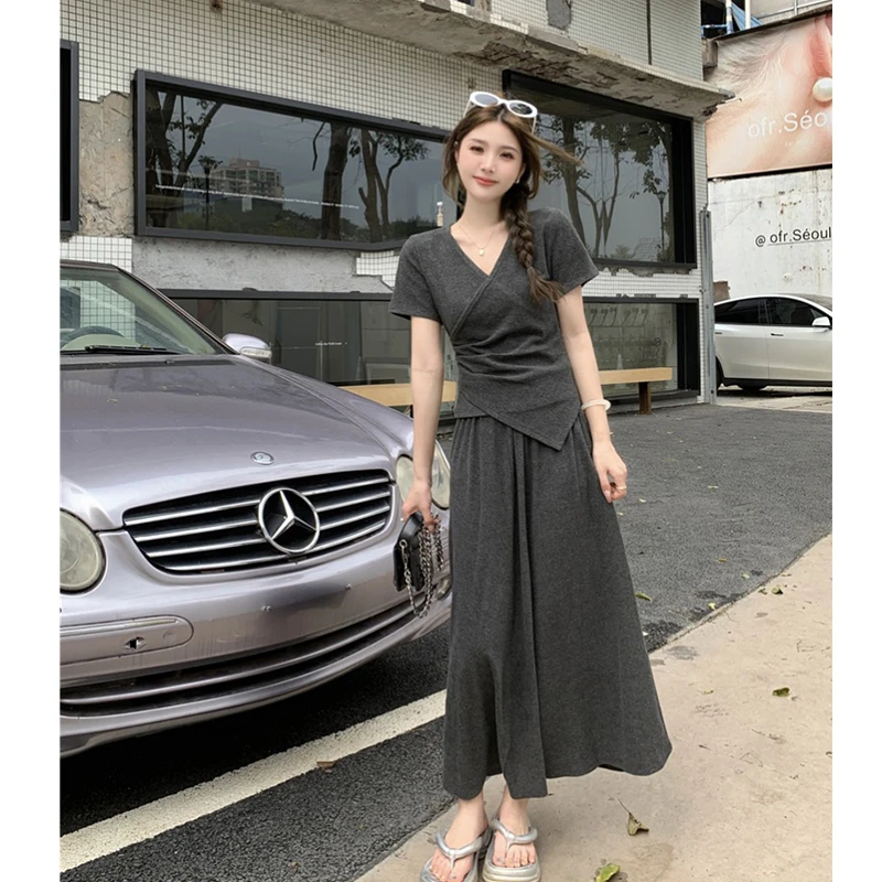 2025大码女装夏季修身显瘦不规则时尚休闲短袖上衣＋半身裙套装
