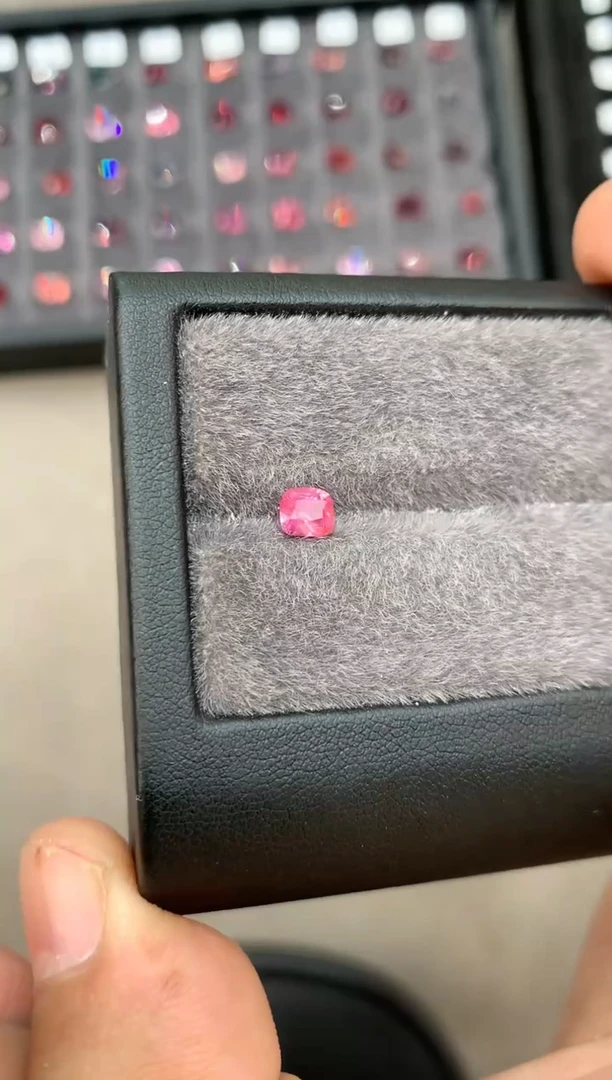 【闪购商品】定制尖晶石裸石未镶嵌0.49ct 马亨盖