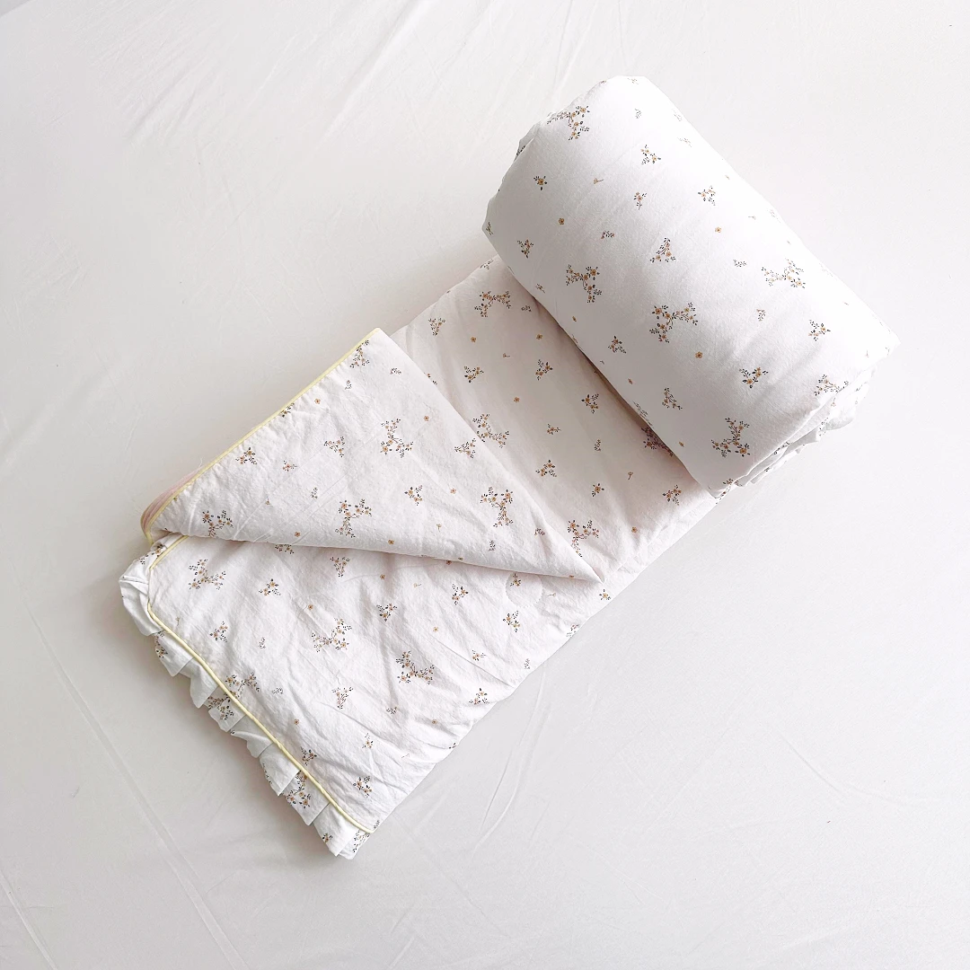 【京かわ会社】提花夏季可机洗空调被 夏凉被 200*230cm  小温馨