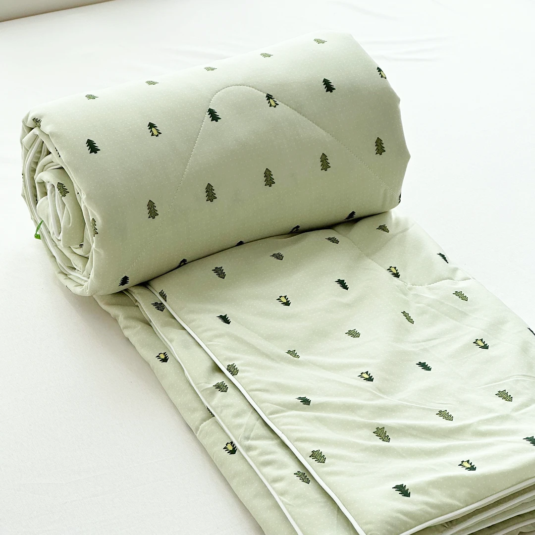 【京かわ会社】凉感黑科技冰丝夏季可机洗空调被  绿杉树
