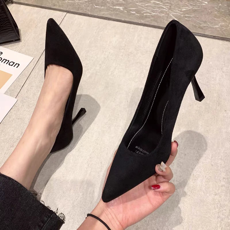 高跟鞋女2024年新款春秋季黑色尖头细跟职业气质低跟绒面工作单鞋