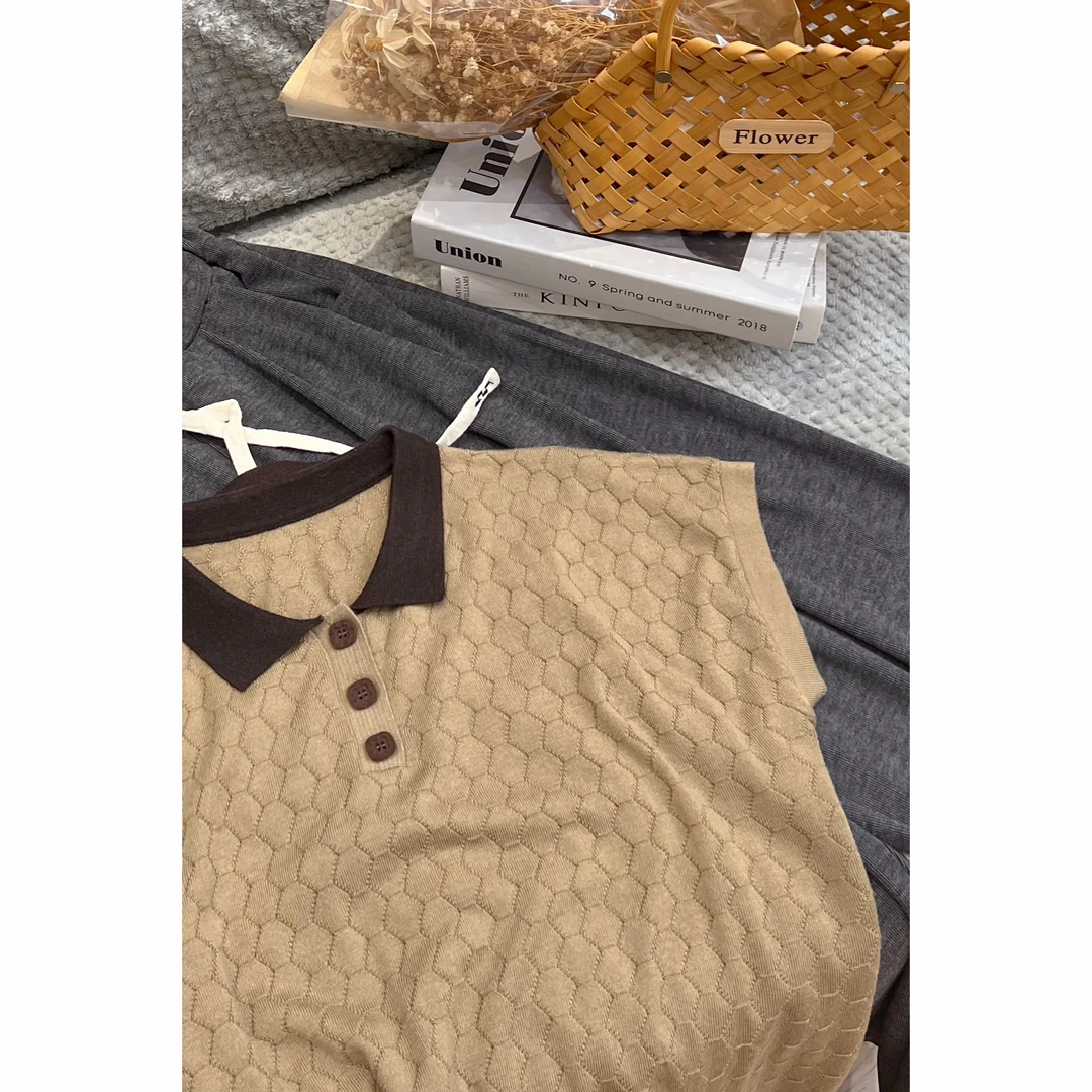 随机针织衫或打底裤一件