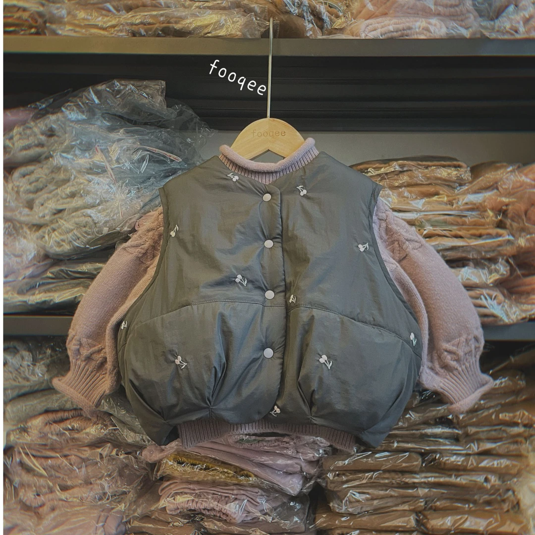 111紫色小樱桃背心棉马甲碳黑色面包马甲