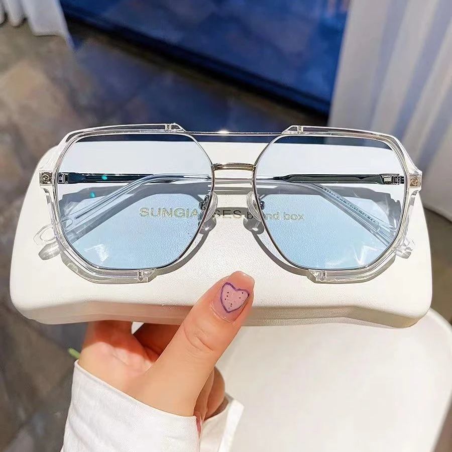 新款感光变色眼镜大框男近视高级感太阳镜爆款痞帅防蓝光专业配镜