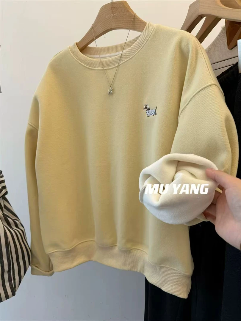 喜柚家(里面好多漂亮的衣服，拍价格下单）拍价格下单