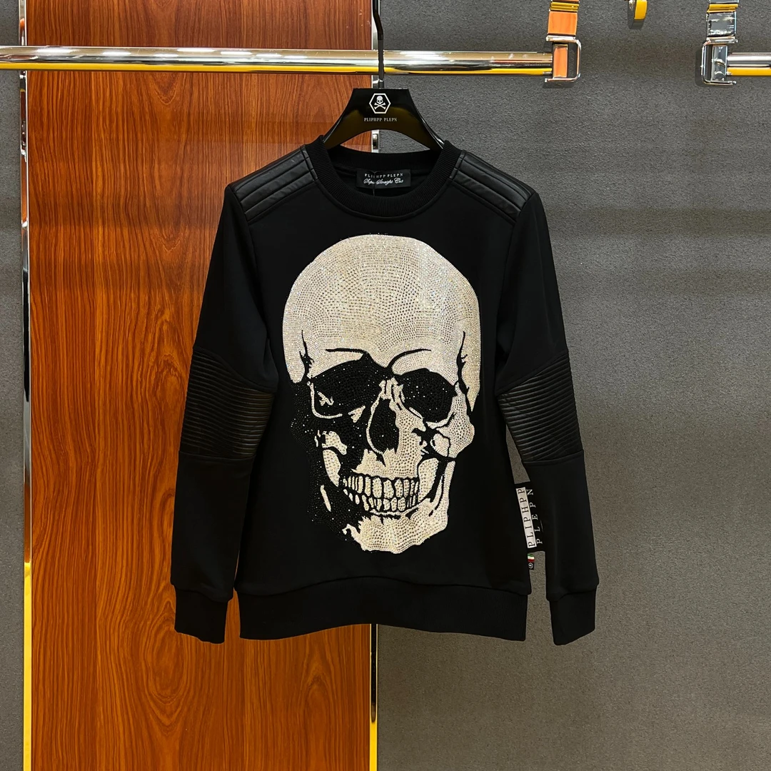 PLIPHPP PLEPN正品pp高端骷髅头男士修身加绒春季黑色卫衣W3362