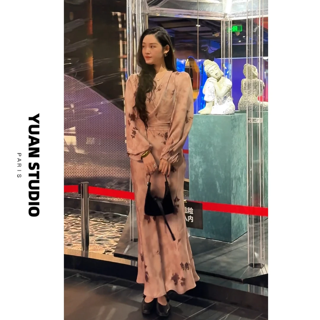 少量现！ 【缪斯女神】秋冬法式复古花卉显瘦显白遮肉气质腰带连衣裙