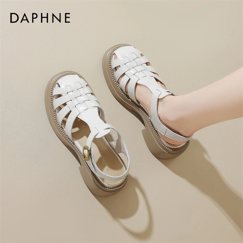 达芙妮凉鞋女外穿高级感2025夏季新款软底时尚猪笼鞋厚底百搭女鞋