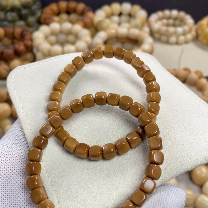 菩提根/象牙果吊坠卡8白玉六方单圈657