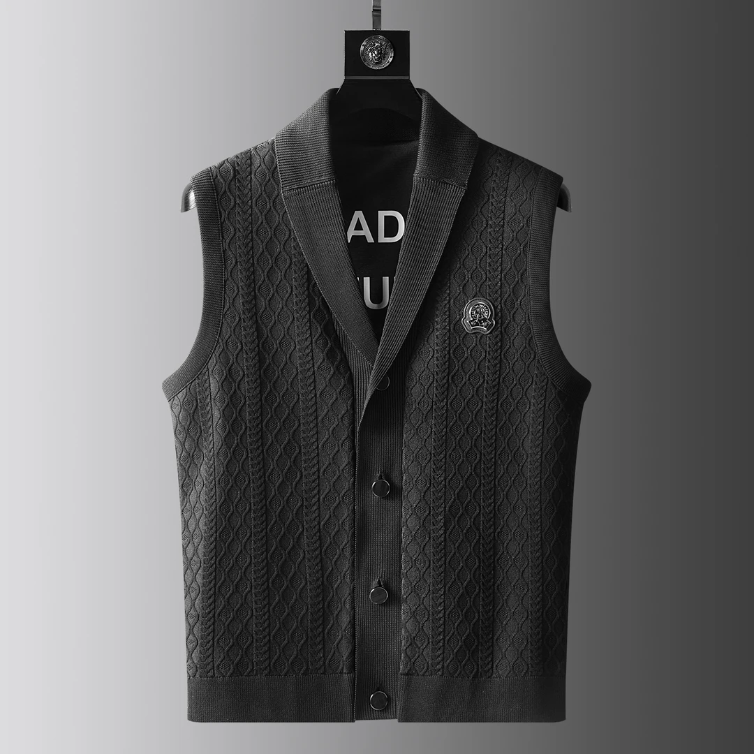秋冬季新款加厚针织马甲背心男士休闲时尚麻花纹针织青果领无袖衫