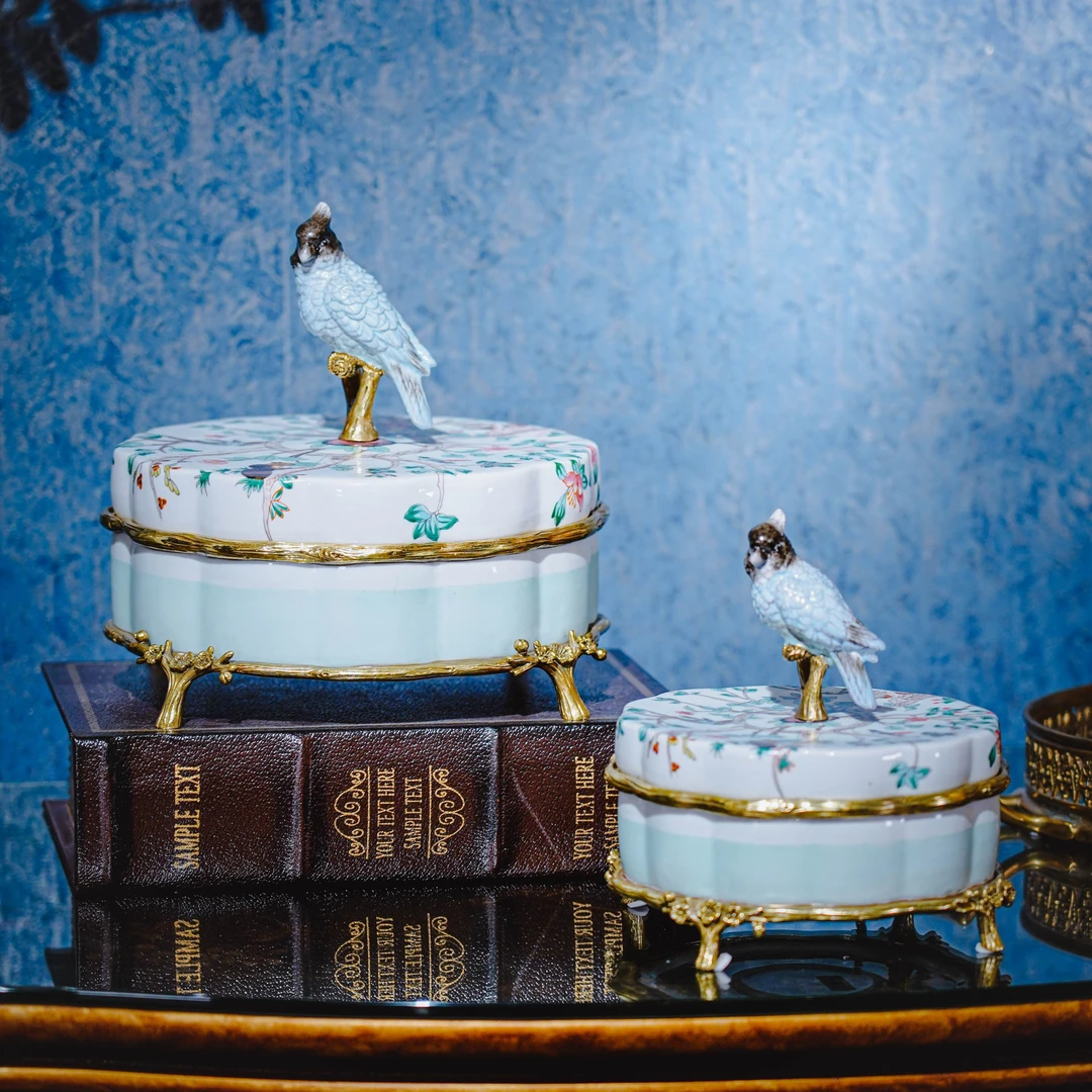 castilian/卡斯特兰欧美法花下之莺铜配瓷手绘首饰盒梳妆台储物盒