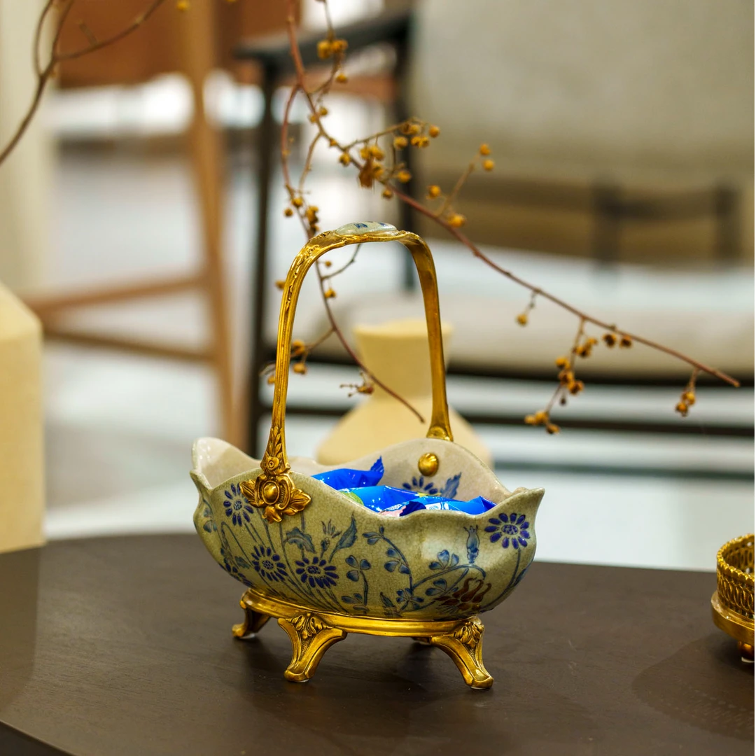 castilian/卡斯特兰欧美法风格铜配瓷提篮餐桌果盘摆件C6337