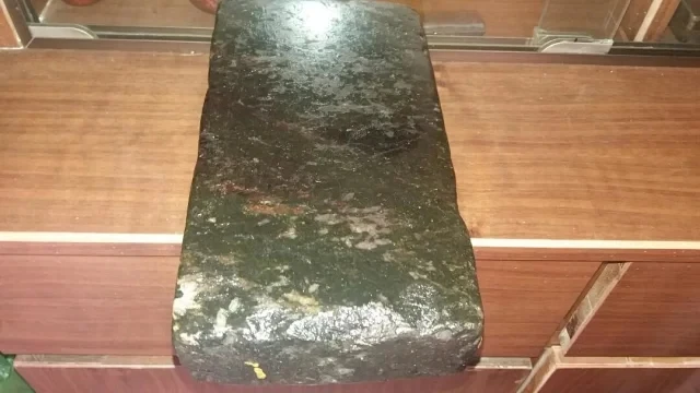 明代崂山绿老砚台，老砚砖24-13-4.5cm