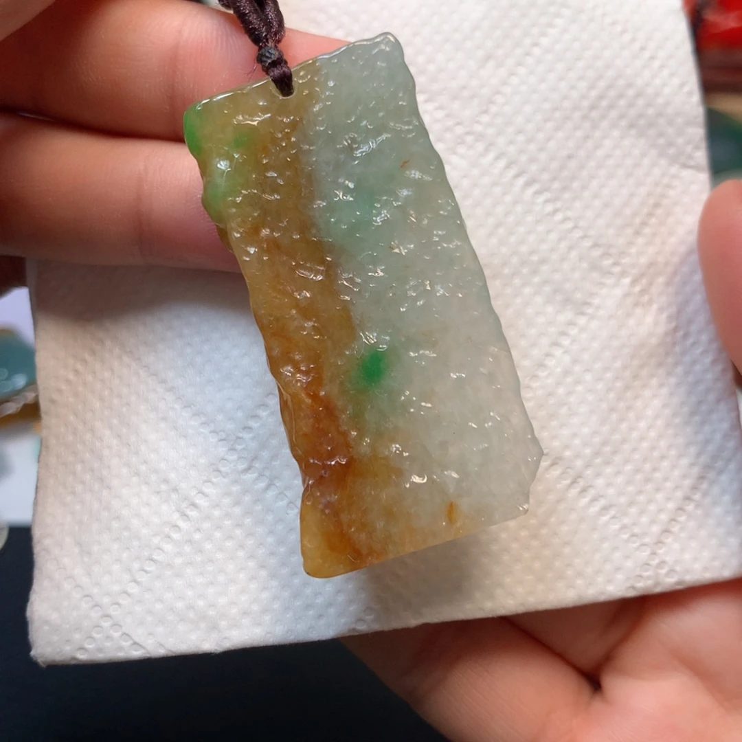 【闪购商品】翡翠吊坠(不含链)未镶嵌