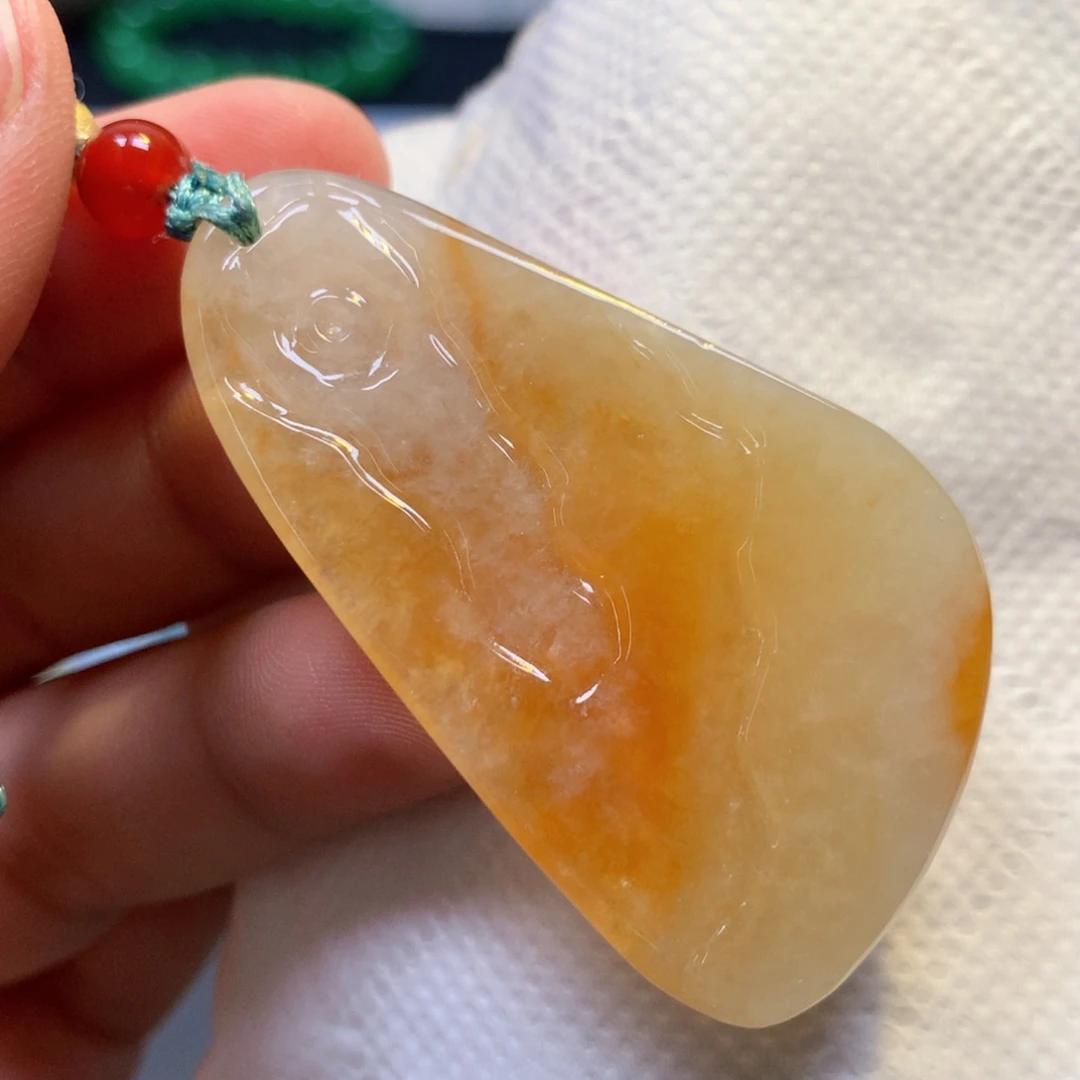 【闪购商品】翡翠吊坠(不含链)未镶嵌