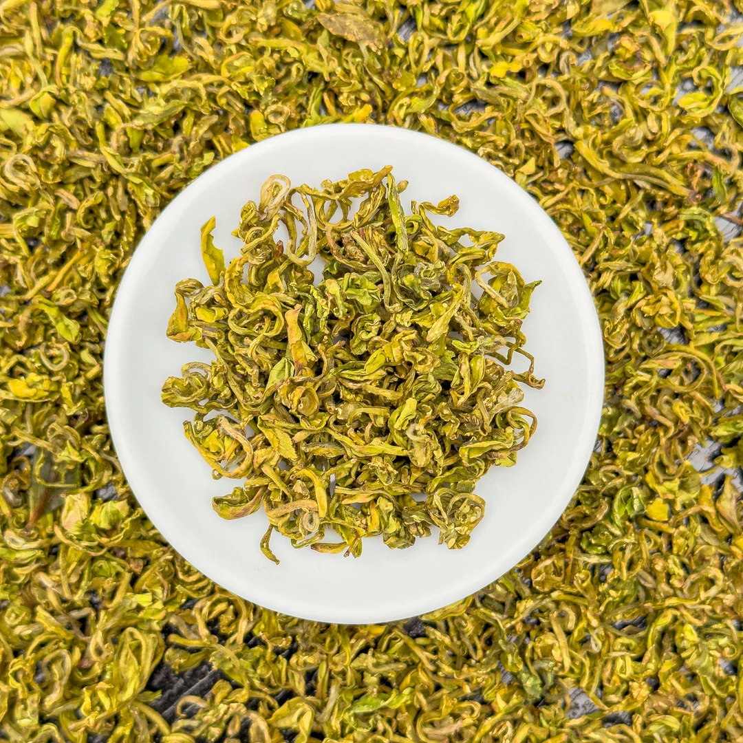 【小王推荐】2024新茶高山绿茶鲜爽耐泡手工黄金芽茶叶罐装