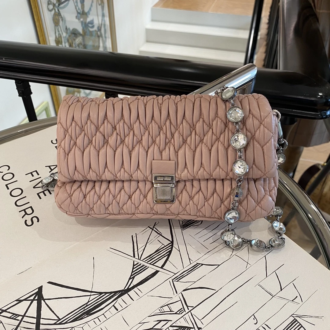 95新 MIU MIU/缪缪 藕粉色水钻链 斜挎包 8080