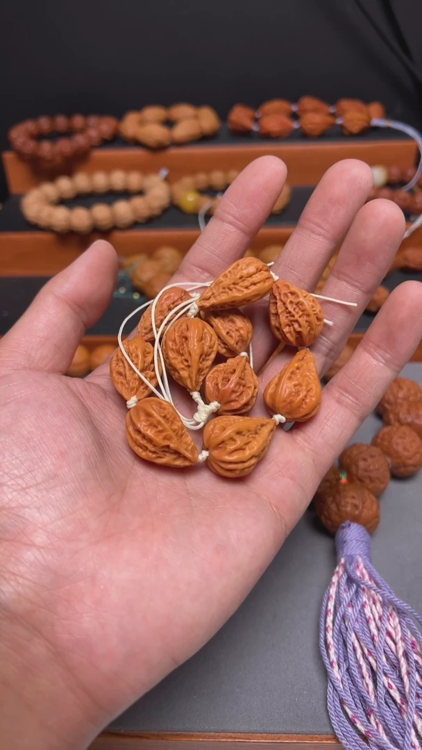 【闪购商品】文玩核桃手串野生小核桃